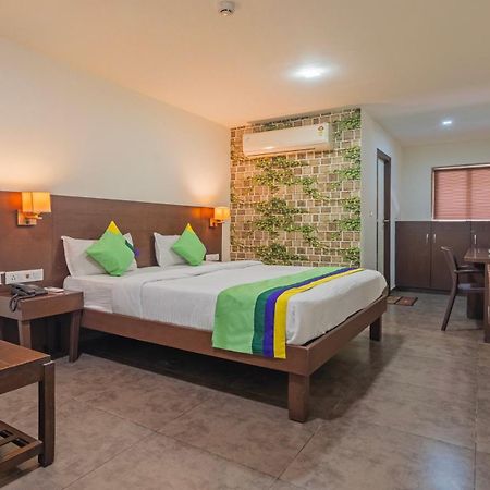 Hotel Casa, Vadodara Esterno foto