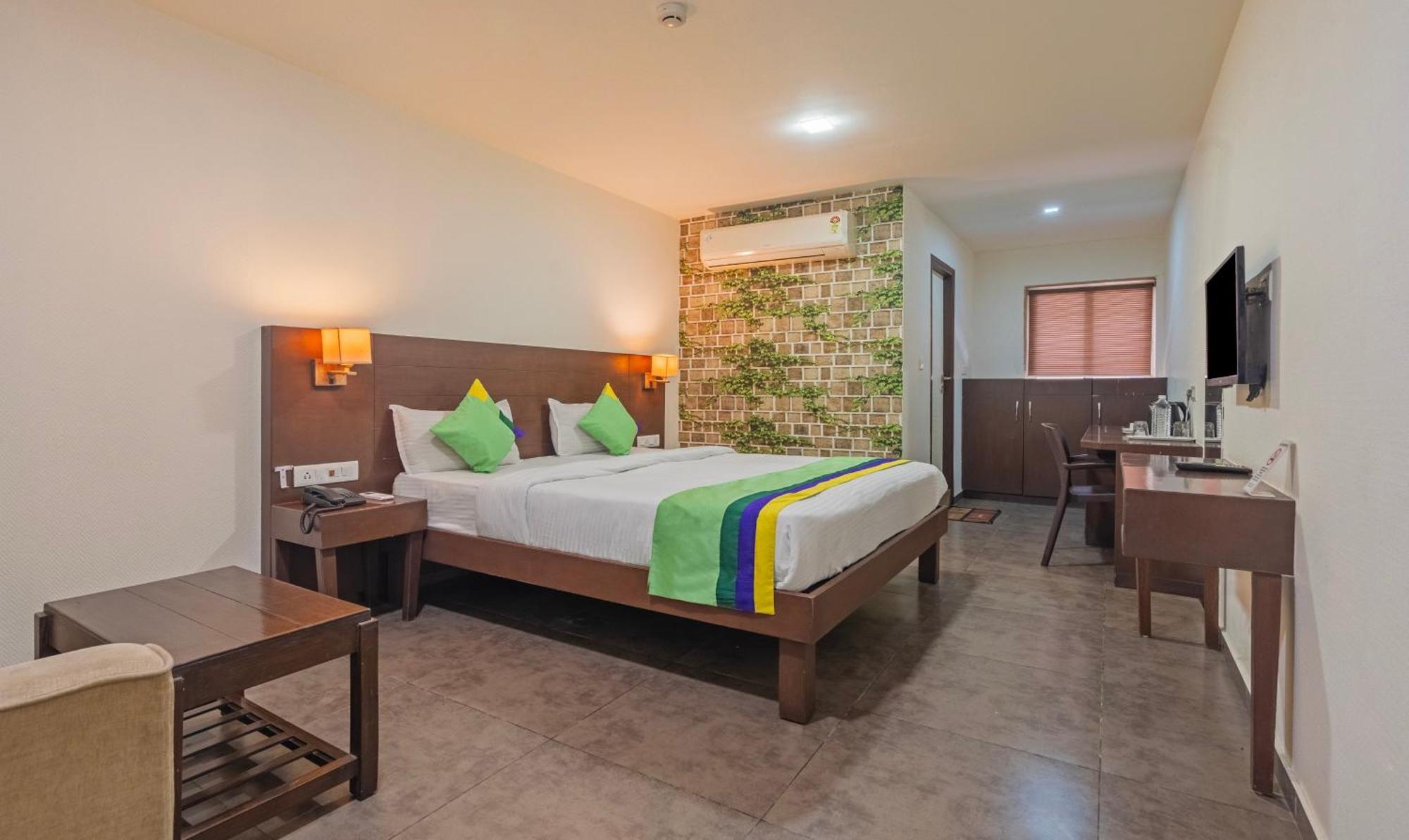 Hotel Casa, Vadodara Esterno foto