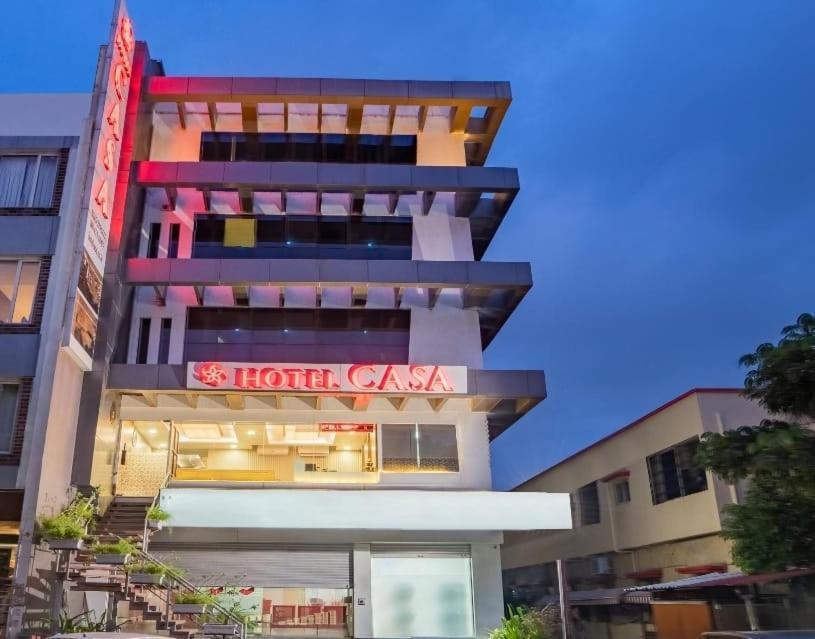 Hotel Casa, Vadodara Esterno foto